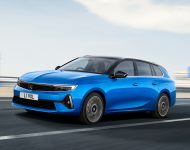2022 Vauxhall Astra Sports Tourer - Front Three-Quarter Wallpaper 190x150