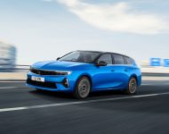 2022 Vauxhall Astra Sports Tourer - Front Three-Quarter Wallpaper 190x150