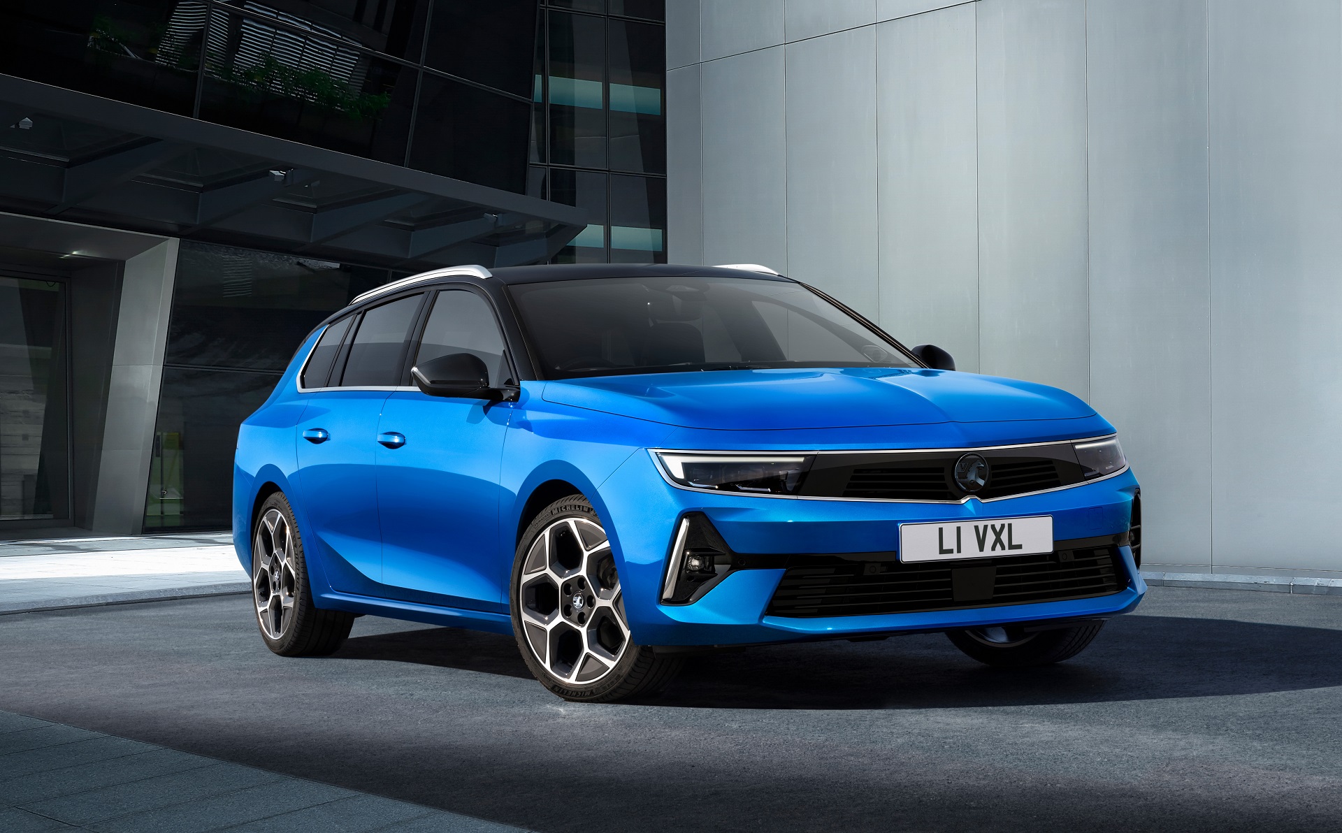 Download 2022 Vauxhall Astra Sports Tourer - Front Three-Quarter HD Wallpaper 1920x1192 #7