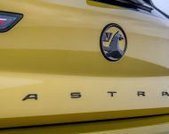 2022 Vauxhall Astra Ultimate - Badge Wallpaper 190x150