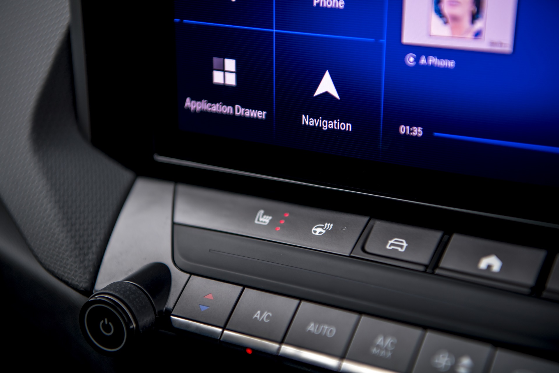 Download 2022 Vauxhall Astra Ultimate - Central Console HD Wallpaper 1920x1280 #81