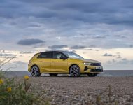 2022 Vauxhall Astra Ultimate - Front Three-Quarter Wallpaper 190x150