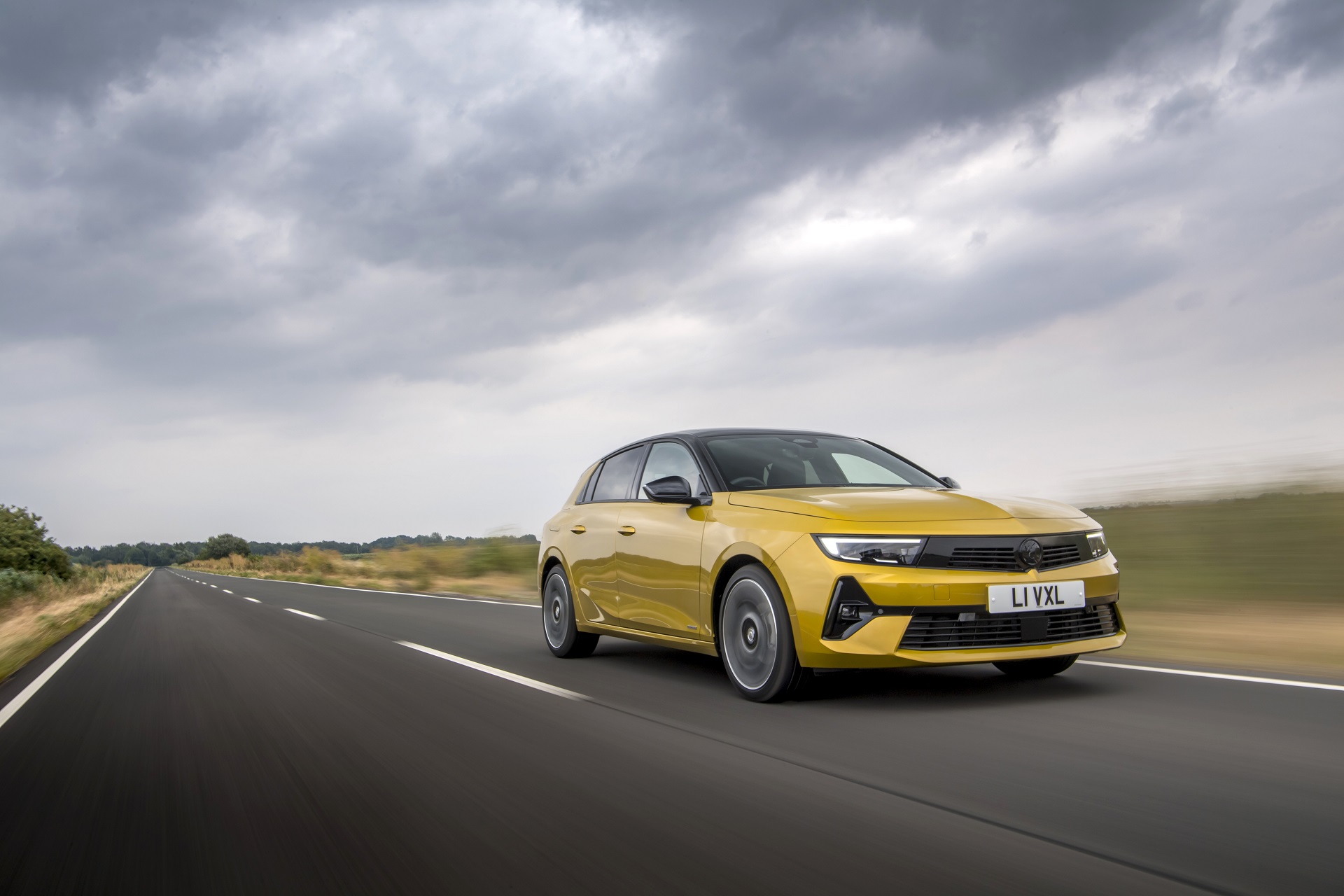 Download 2022 Vauxhall Astra Ultimate - Front Three-Quarter HD Wallpaper 1920x1280 #9