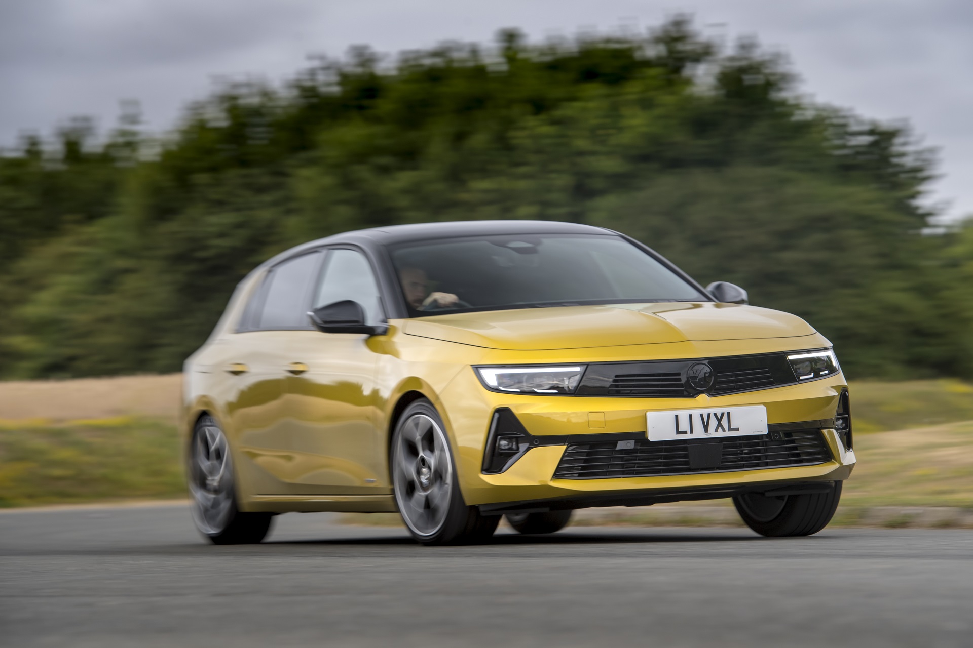 Download 2022 Vauxhall Astra Ultimate - Front Three-Quarter HD Wallpaper 1920x1280 #45