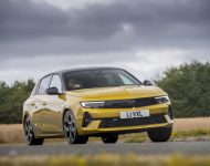 2022 Vauxhall Astra Ultimate - Front Three-Quarter Wallpaper 190x150