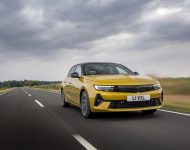 2022 Vauxhall Astra Ultimate - Front Wallpaper 190x150