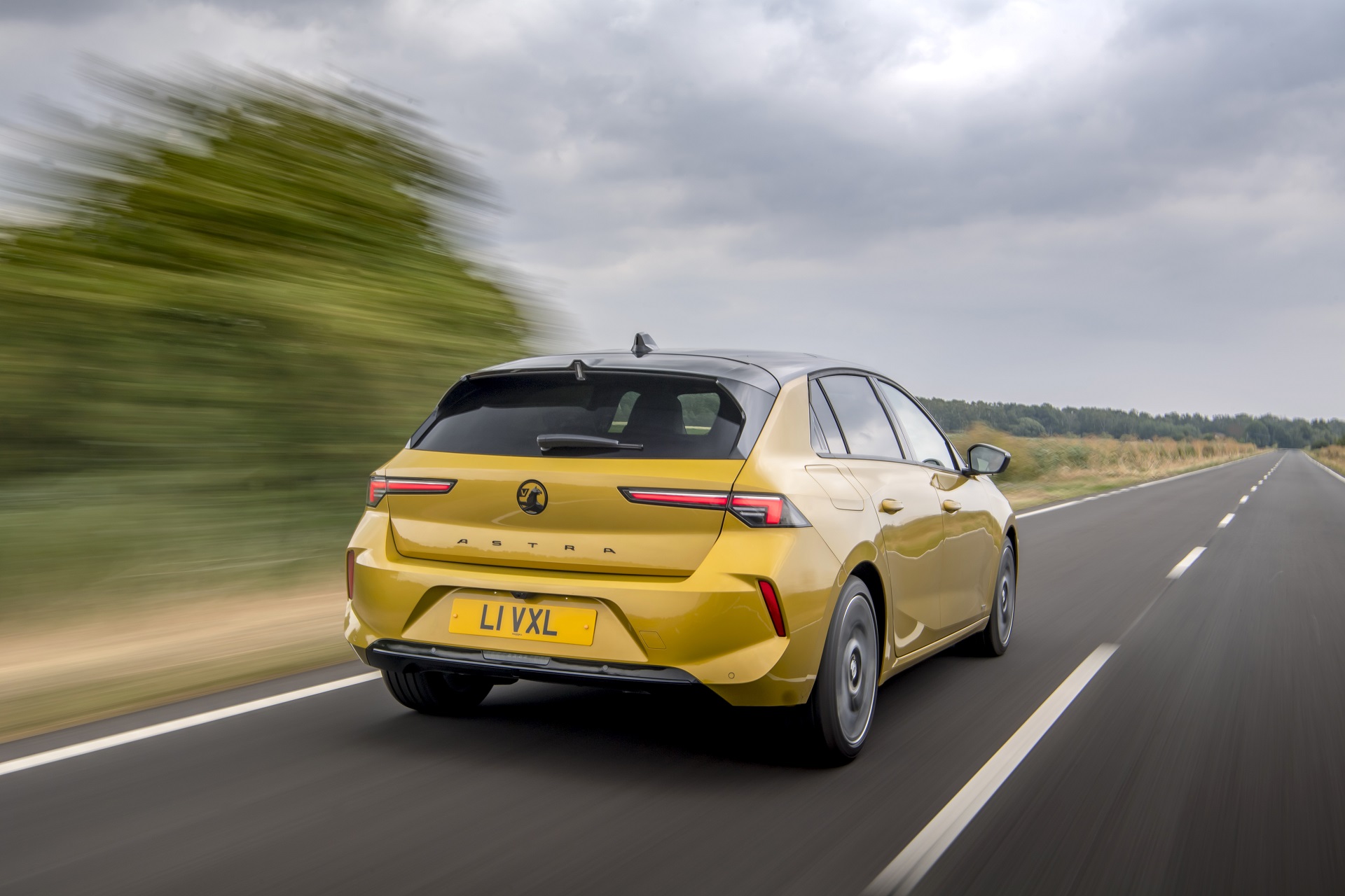 Download 2022 Vauxhall Astra Ultimate - Rear Three-Quarter HD Wallpaper 1920x1280 #13