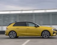 2022 Vauxhall Astra Ultimate - Side Wallpaper 190x150