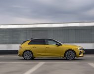 2022 Vauxhall Astra Ultimate - Side Wallpaper 190x150