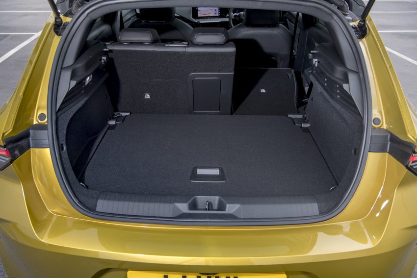 2022 Vauxhall Astra Ultimate - Trunk Wallpaper 850x567 #93