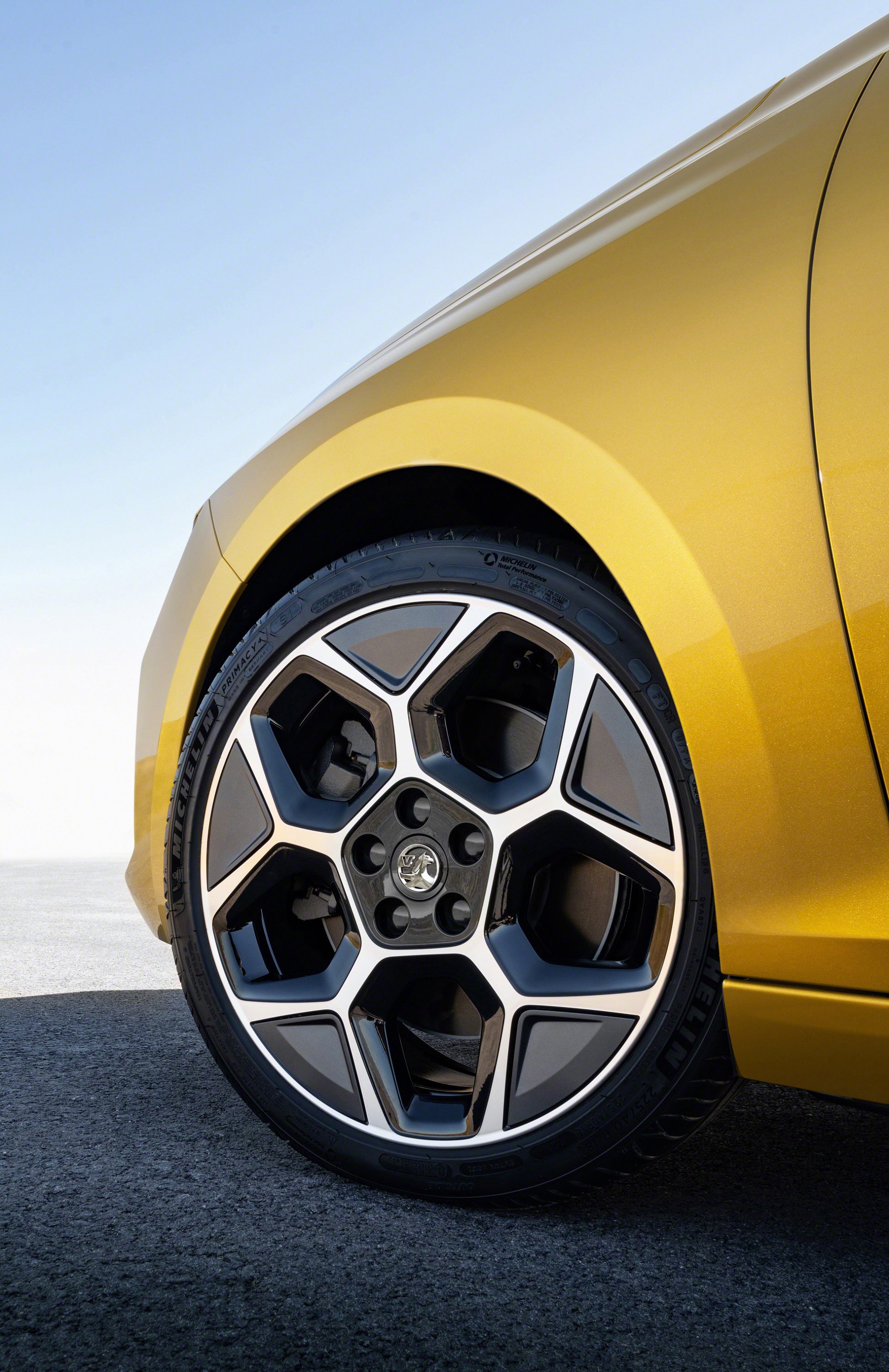Download 2022 Vauxhall Astra - Wheel HD Phone Wallpaper 1921x2962 #12