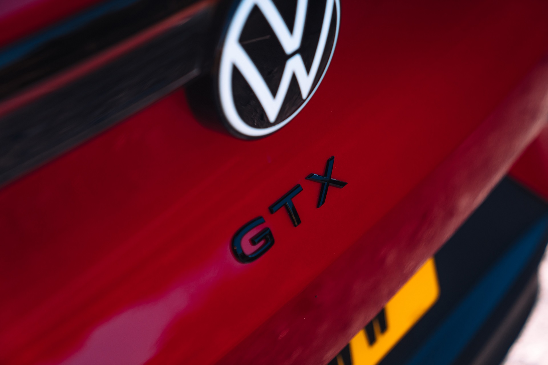Download 2022 Volkswagen ID.5 GTX - UK version - Badge HD Wallpaper 1921x1280 #28