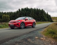 2022 Volkswagen ID.5 GTX - UK version - Front Three-Quarter Wallpaper 190x150