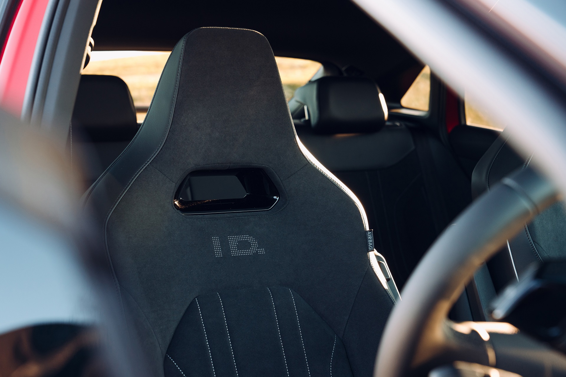 Download 2022 Volkswagen ID.5 GTX - UK version - Interior, Front Seats HD Wallpaper 1921x1280 #38