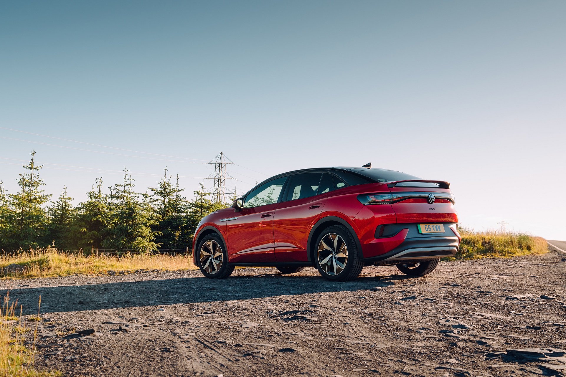 Download 2022 Volkswagen ID.5 GTX - UK version - Rear Three-Quarter HD Wallpaper 1921x1280 #14