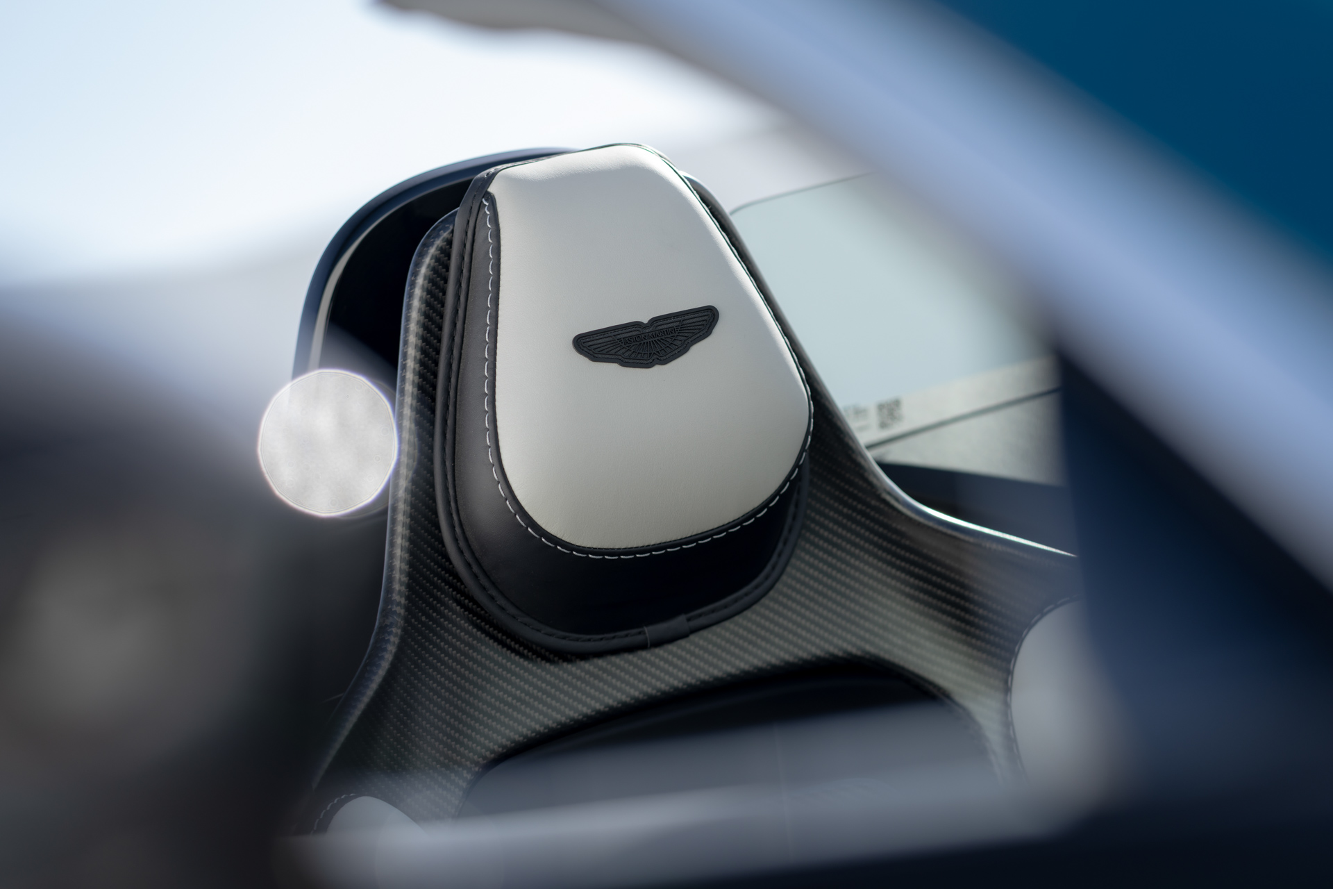 Download 2023 Aston Martin V12 Vantage Roadster - Interior, Seats HD Wallpaper 1920x1280 #7