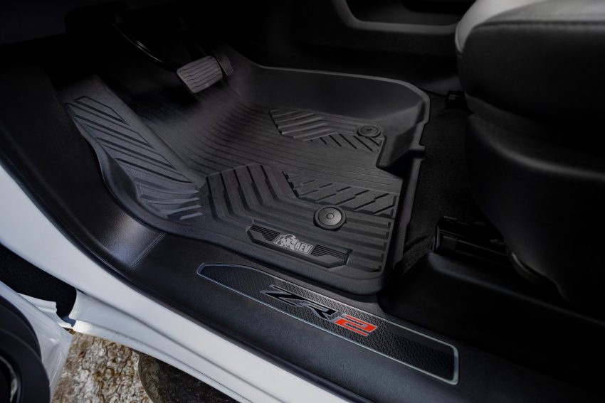 2023 Chevrolet Silverado ZR2 Bison - Pedals Wallpaper 850x567 #13