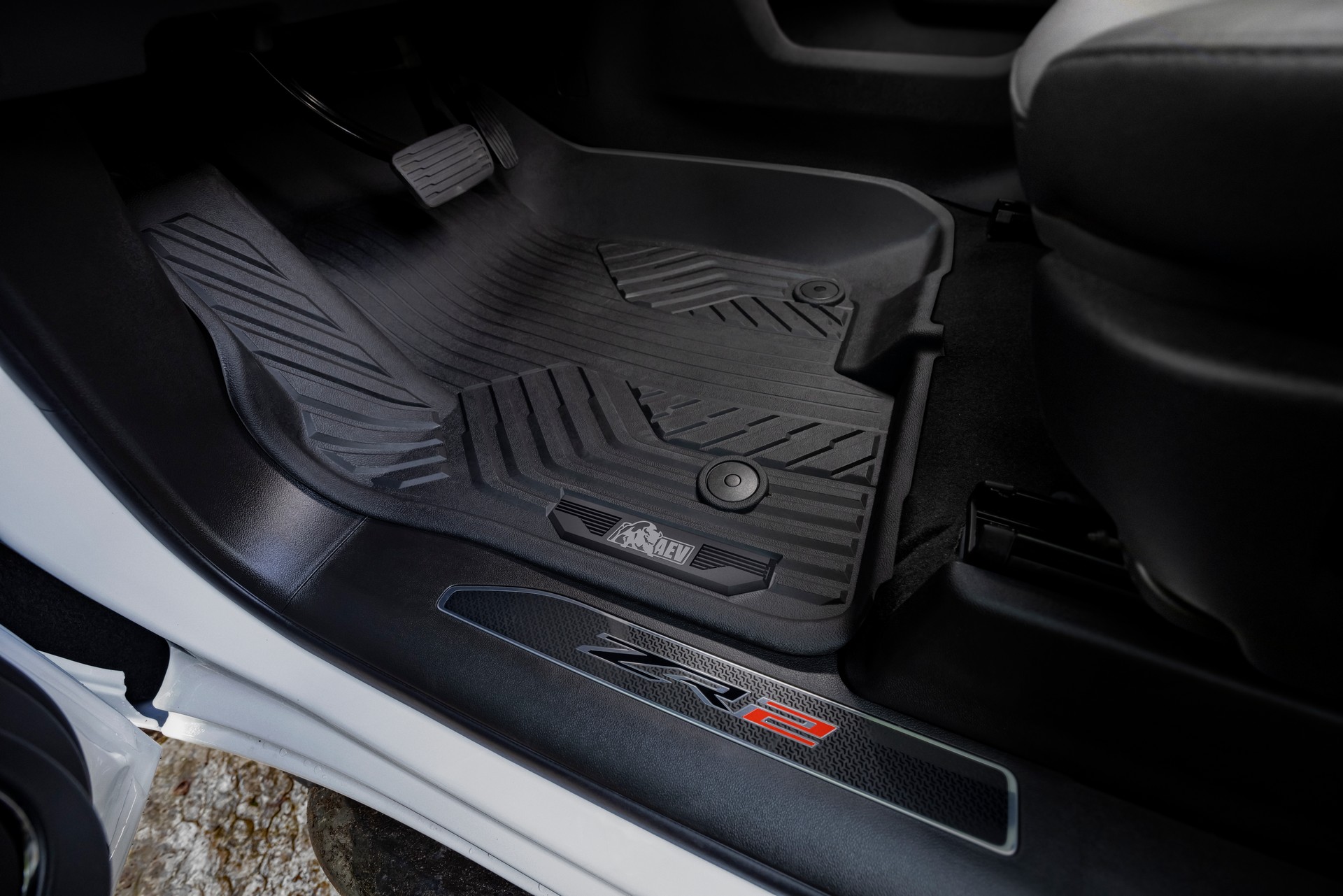 Download 2023 Chevrolet Silverado ZR2 Bison - Pedals HD Wallpaper 1920x1281 #13