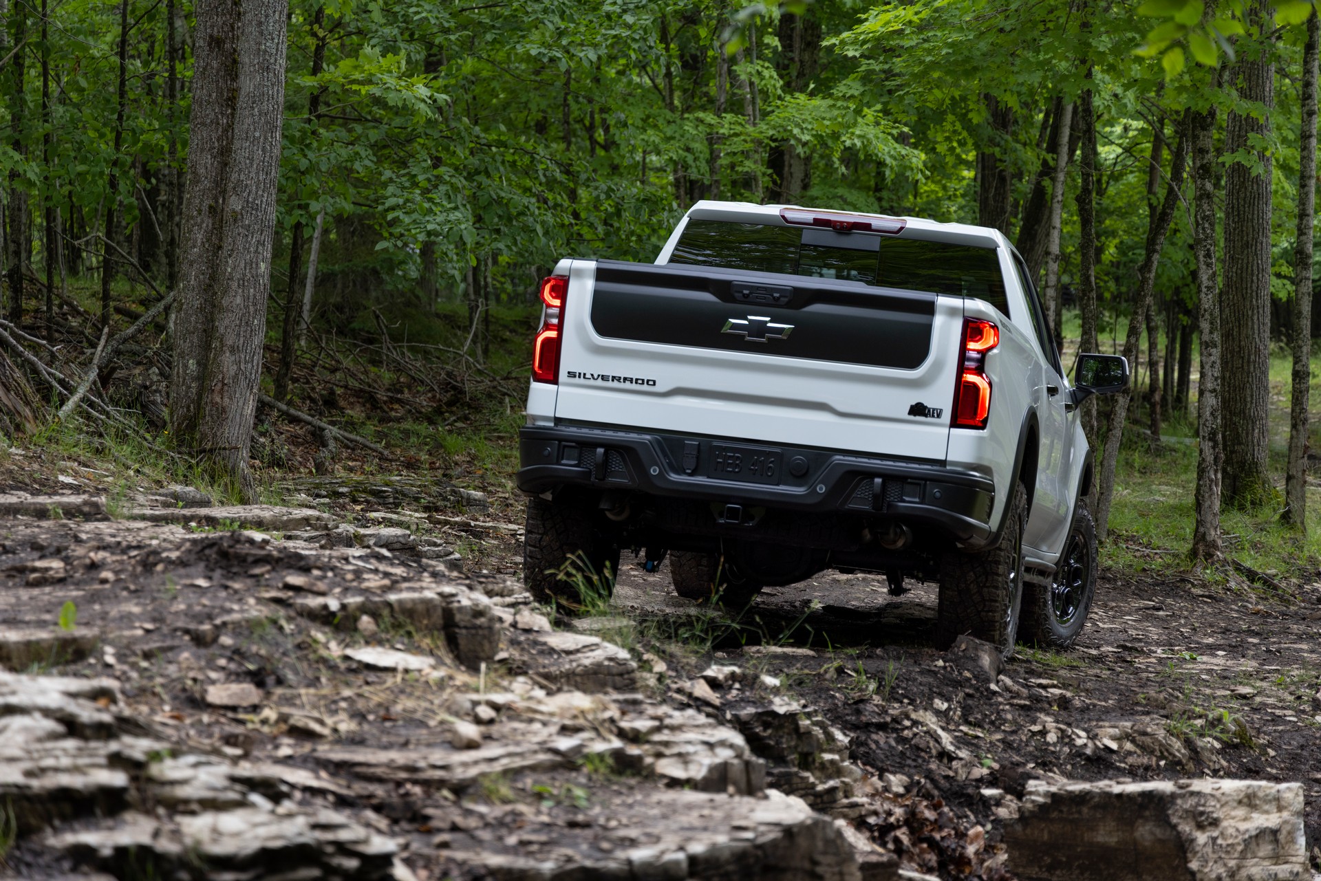 Download 2023 Chevrolet Silverado ZR2 Bison - Rear HD Wallpaper 1920x1281 #3