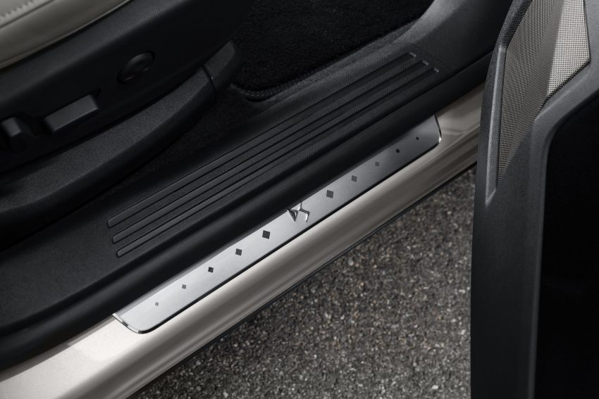 2023 DS 7 - Door Sill Wallpaper 850x567 #61