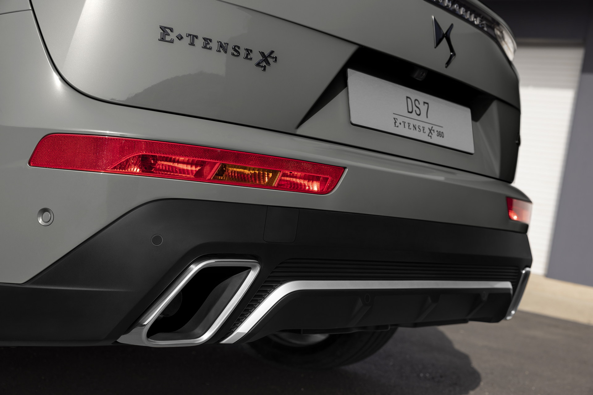 Download 2023 DS 7 - Exhaust HD Wallpaper 1920x1280 #6