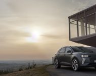 2023 DS 7 - Front Three-Quarter Wallpaper 190x150