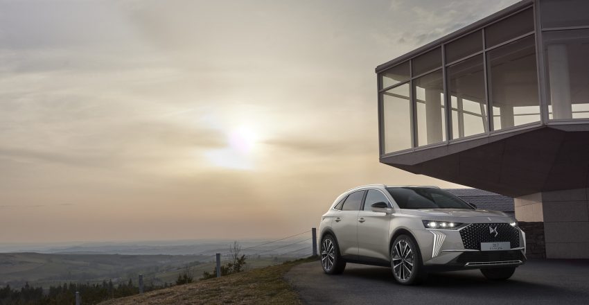 2023 DS 7 - Front Three-Quarter Wallpaper 850x440 #40