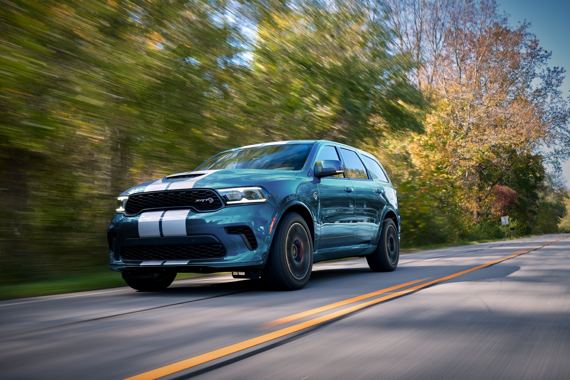Download 2023 Dodge Durango SRT Hellcat - Front Three-Quarter HD Wallpaper 1920x1280 #1