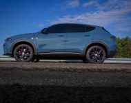 2023 Dodge Hornet GT - Side Wallpaper 190x150