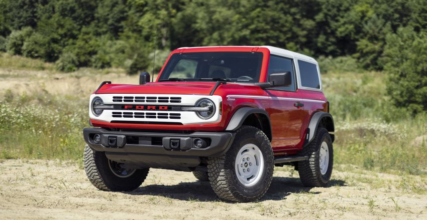 2023 Ford Bronco 2-door Heritage Edition - Front Three-Quarter Wallpaper 850x439 #1