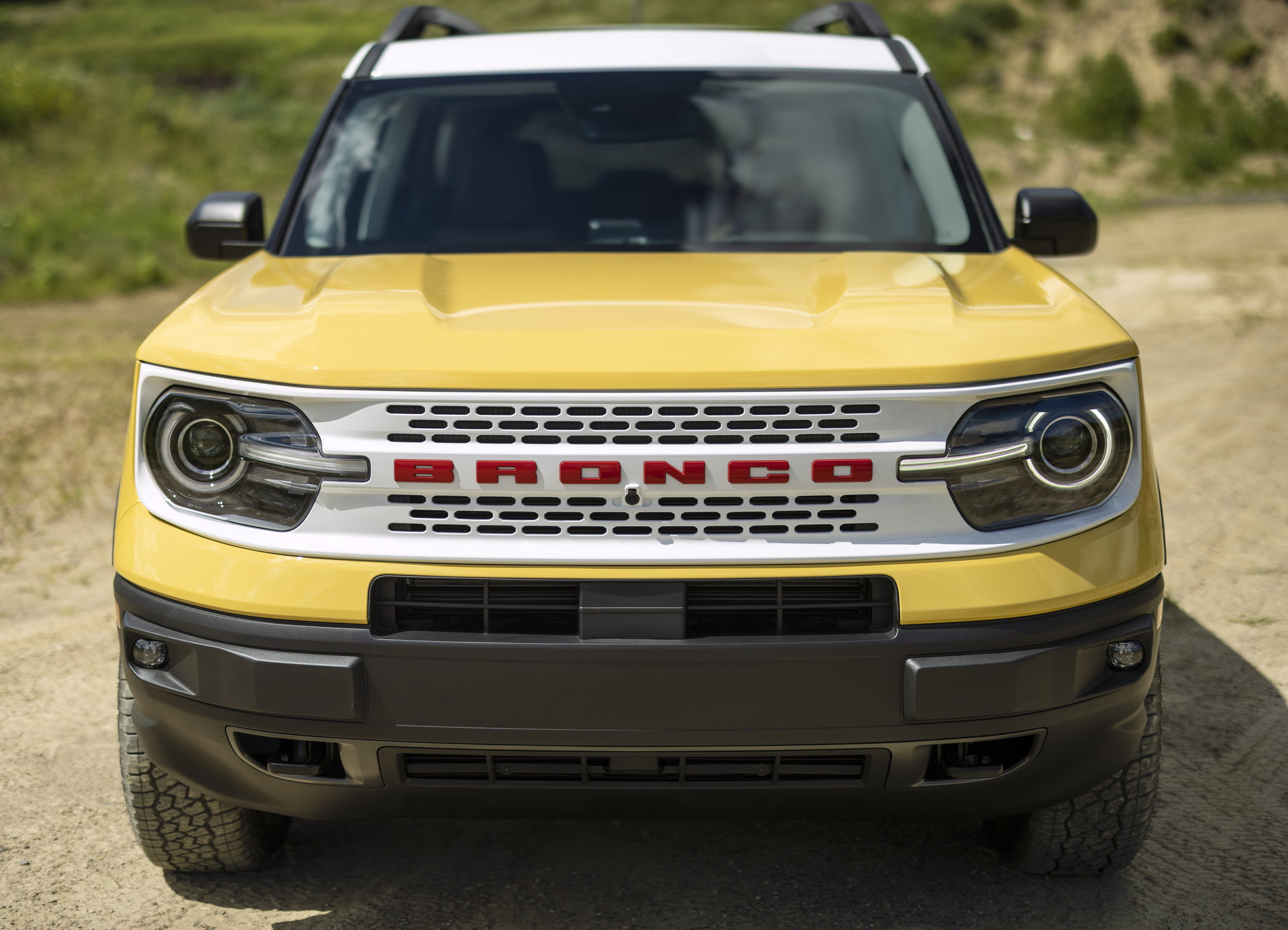 Download 2023 Ford Bronco Sport Heritage Edition - Front HD Wallpaper 1920x1388 #10