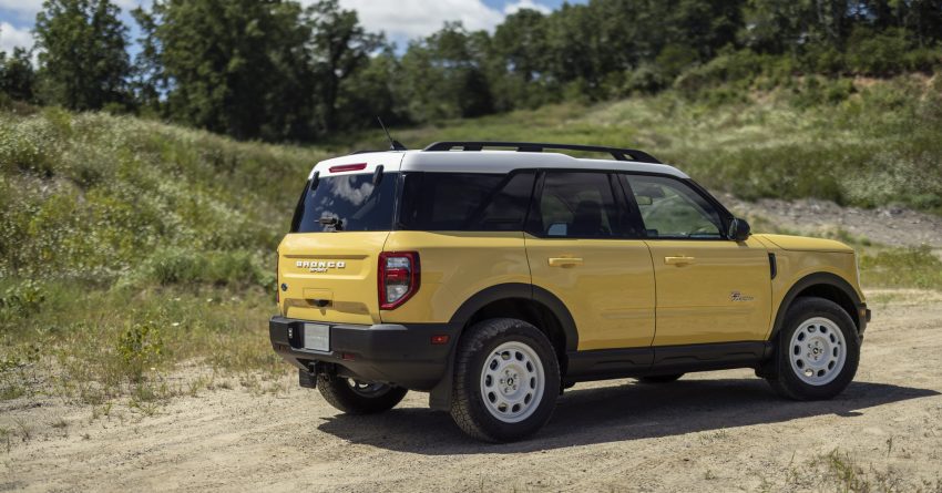 2023 Ford Bronco Sport Heritage Edition - Rear Three-Quarter Wallpaper 850x445 #11