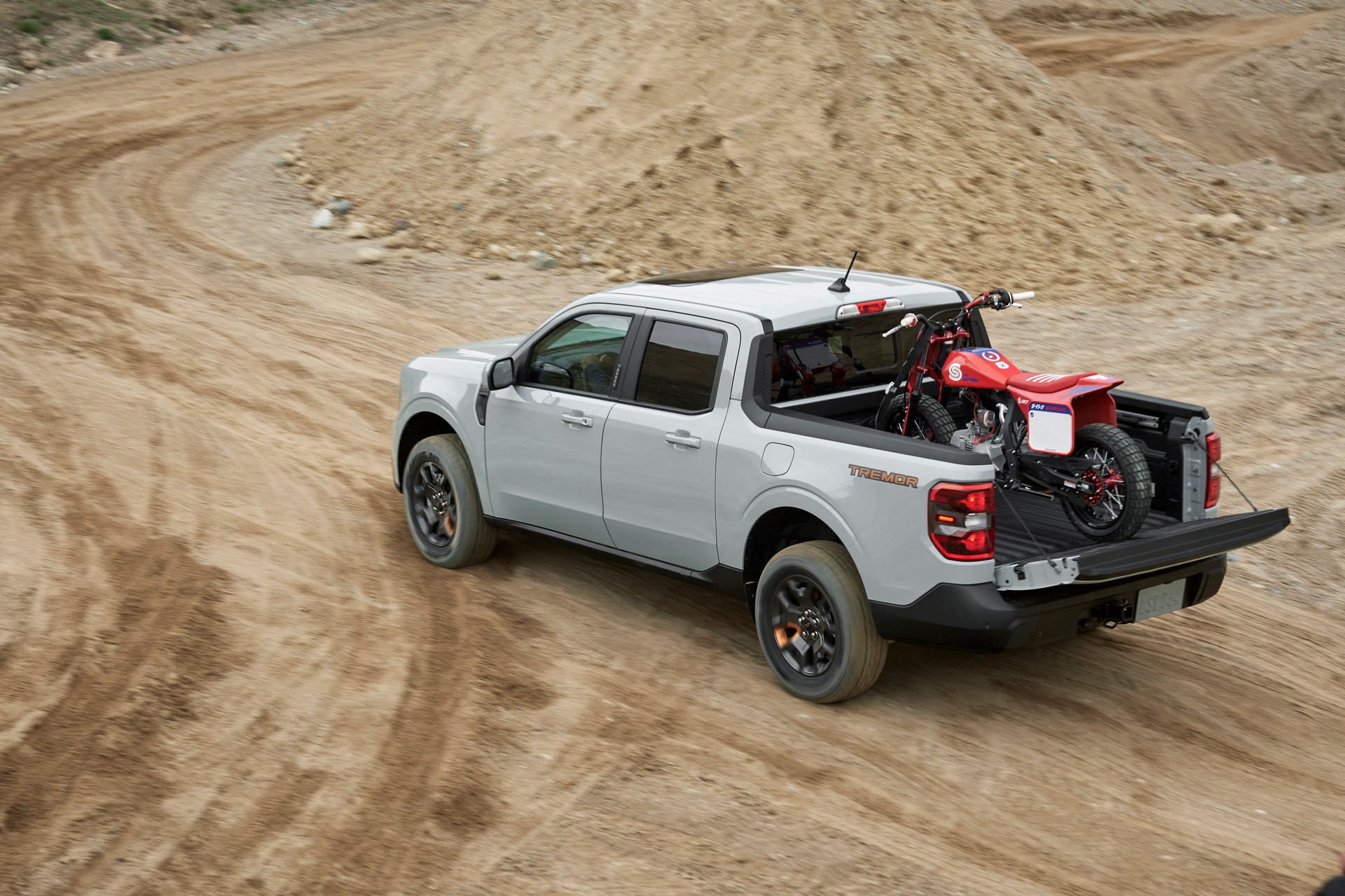Download 2023 Ford Maverick Tremor - Rear Three-Quarter HD Wallpaper 1920x1280 #14
