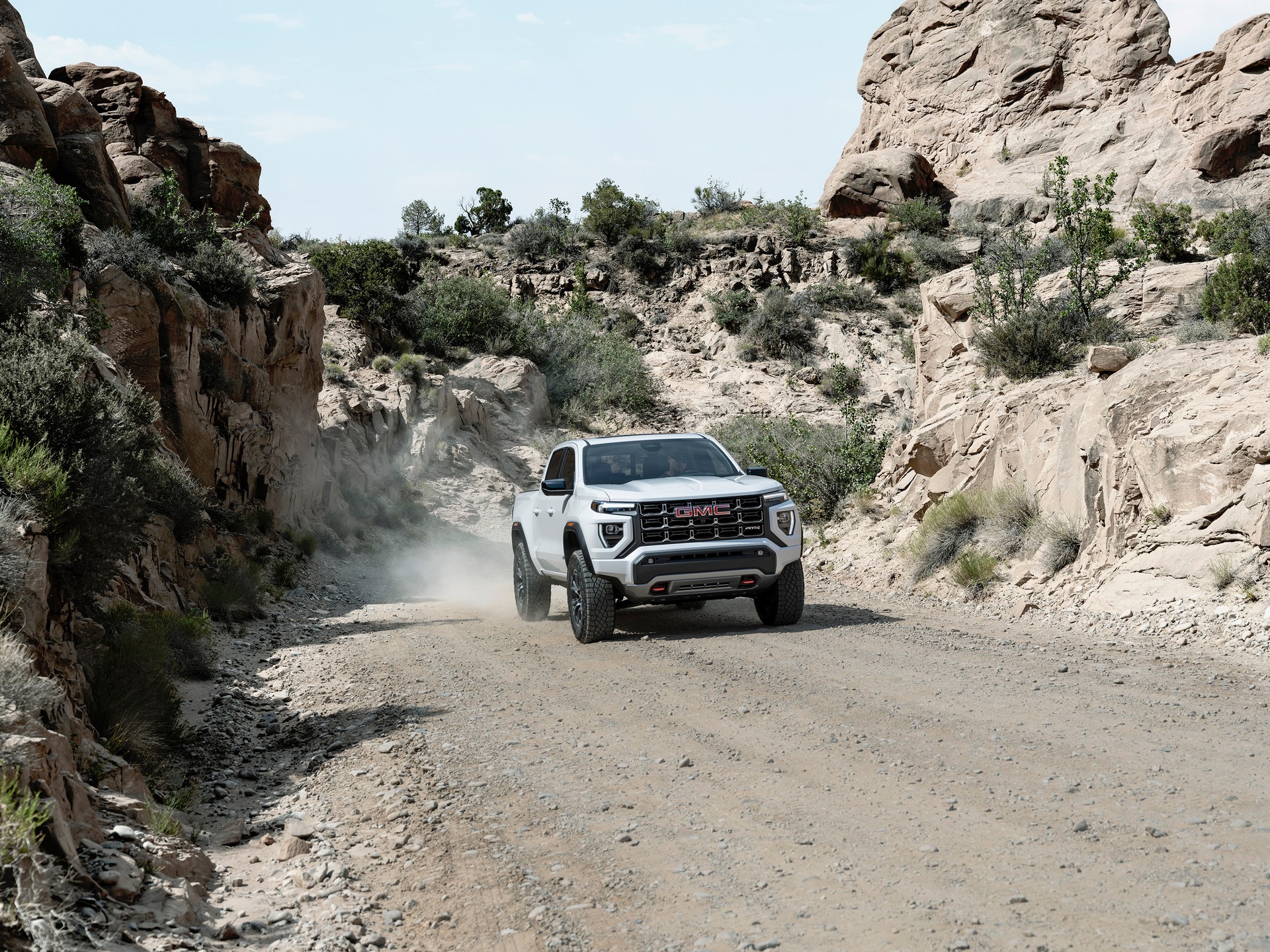 Download 2023 GMC Canyon AT4 - Front HD Wallpaper 1920x1440 #2