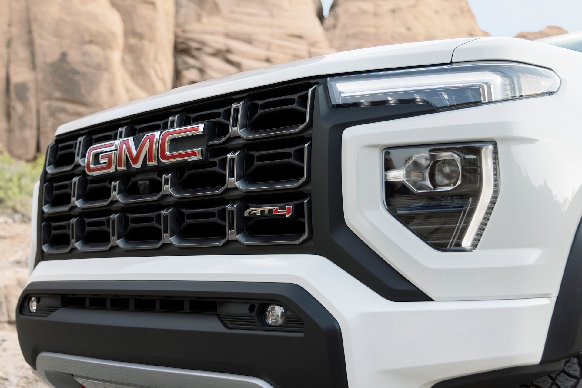 Download 2023 GMC Canyon AT4 - Front HD Wallpaper 1920x1281 #4