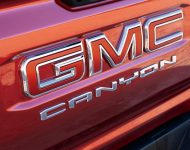 2023 GMC Canyon AT4X Edition 1 - Badge Wallpaper 190x150