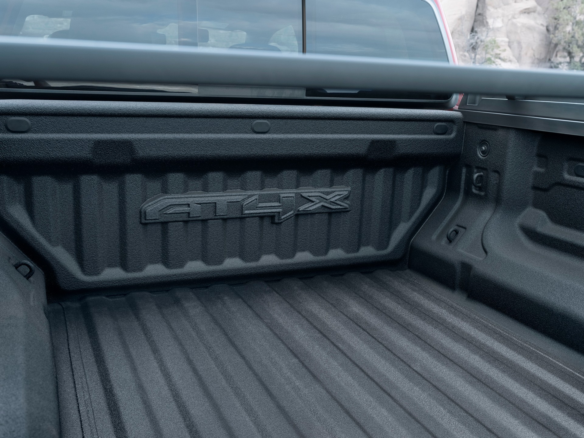 Download 2023 GMC Canyon AT4X Edition 1 - Bed HD Wallpaper 1920x1440 #20