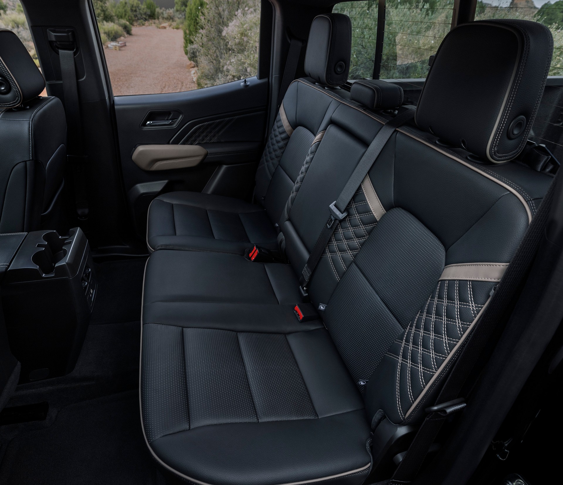 2023 GMC Canyon Denali Interior, Rear Seats Wallpapers 15 MotorTread