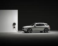 2023 Genesis Electrified GV70 - Charging Wallpaper 190x150