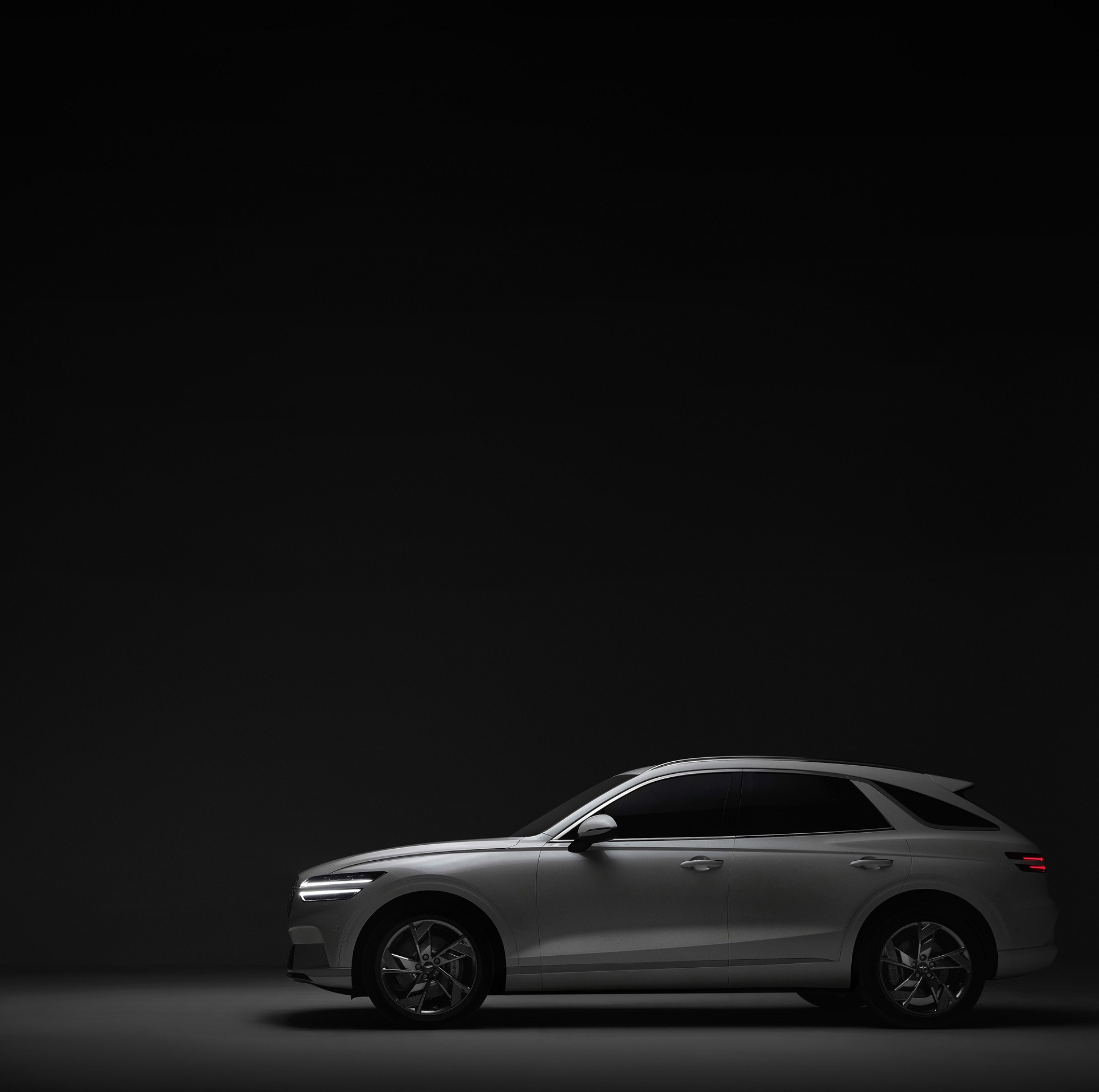 Download 2023 Genesis Electrified GV70 - Side HD Wallpaper 1920x1908 #6