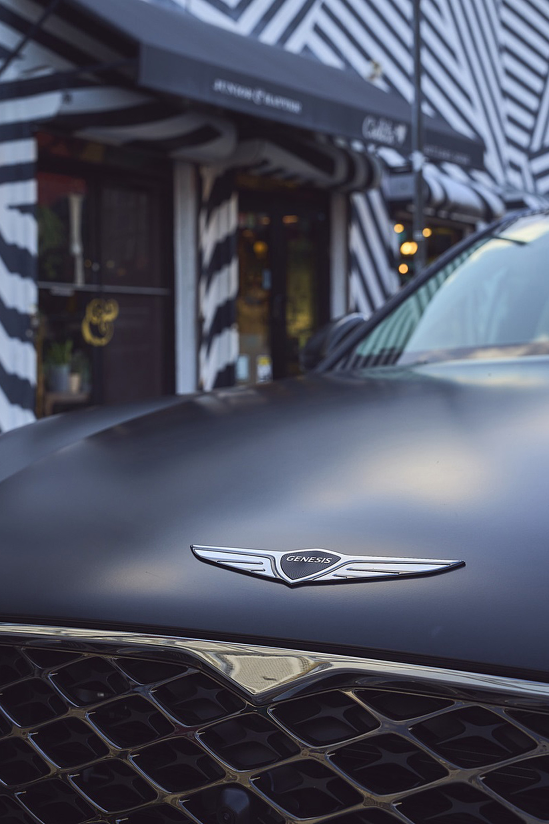 Download 2023 Genesis G90 - Badge HD Phone Wallpaper 1921x2882 #47