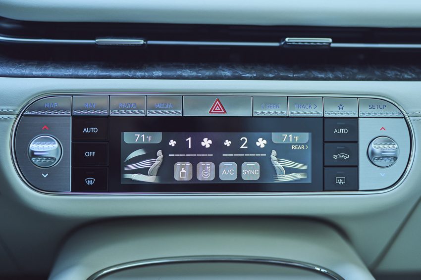 2023 Genesis G90 - Central Console Wallpaper 850x566 #72