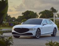 2023 Genesis G90 - Front Three-Quarter Wallpaper 190x150