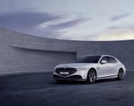 2023 Genesis G90 - Front Three-Quarter Wallpaper 190x150