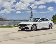 2023 Genesis G90 - Front Three-Quarter Wallpaper 190x150
