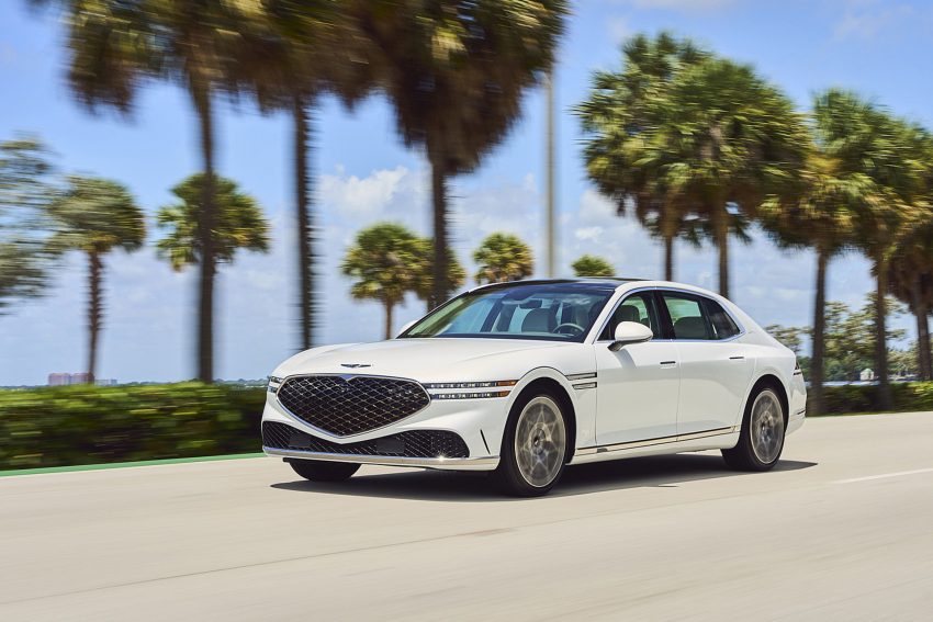 2023 Genesis G90 - Front Three-Quarter Wallpaper 850x567 #4