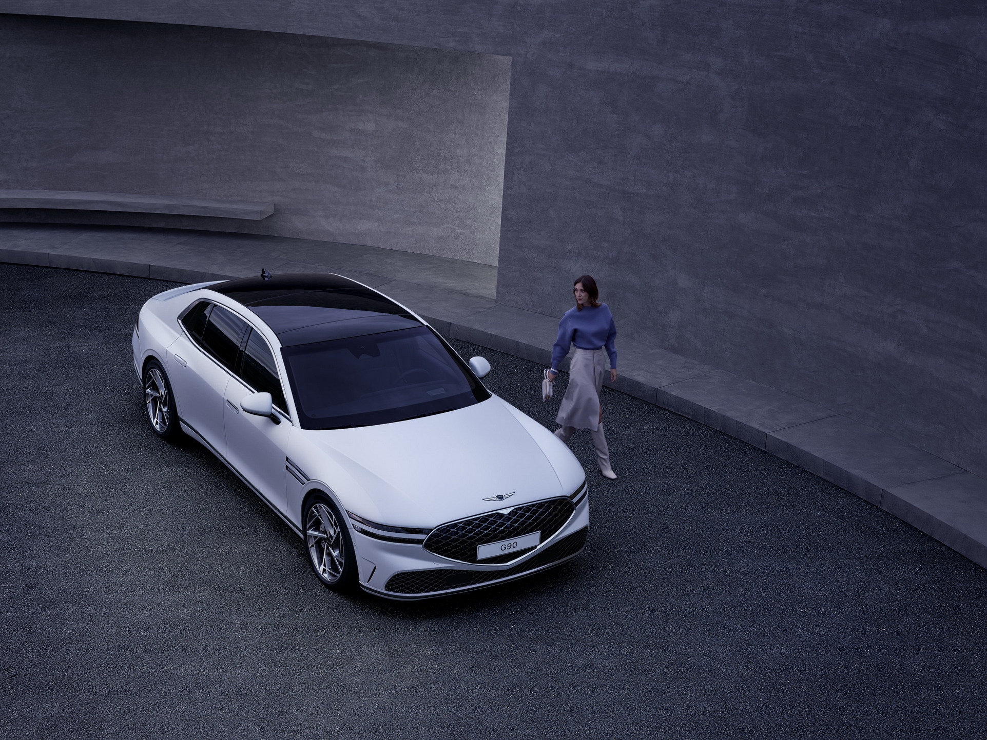 Download 2023 Genesis G90 - Front Three-Quarter HD Wallpaper 1923x1443 #93