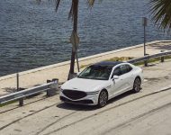 2023 Genesis G90 - Front Three-Quarter Wallpaper 190x150