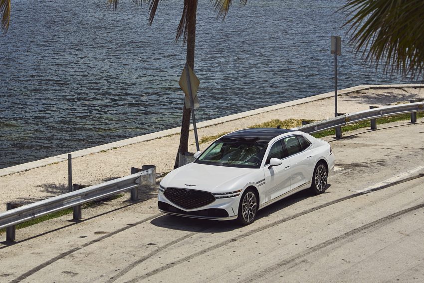 2023 Genesis G90 - Front Three-Quarter Wallpaper 850x567 #17