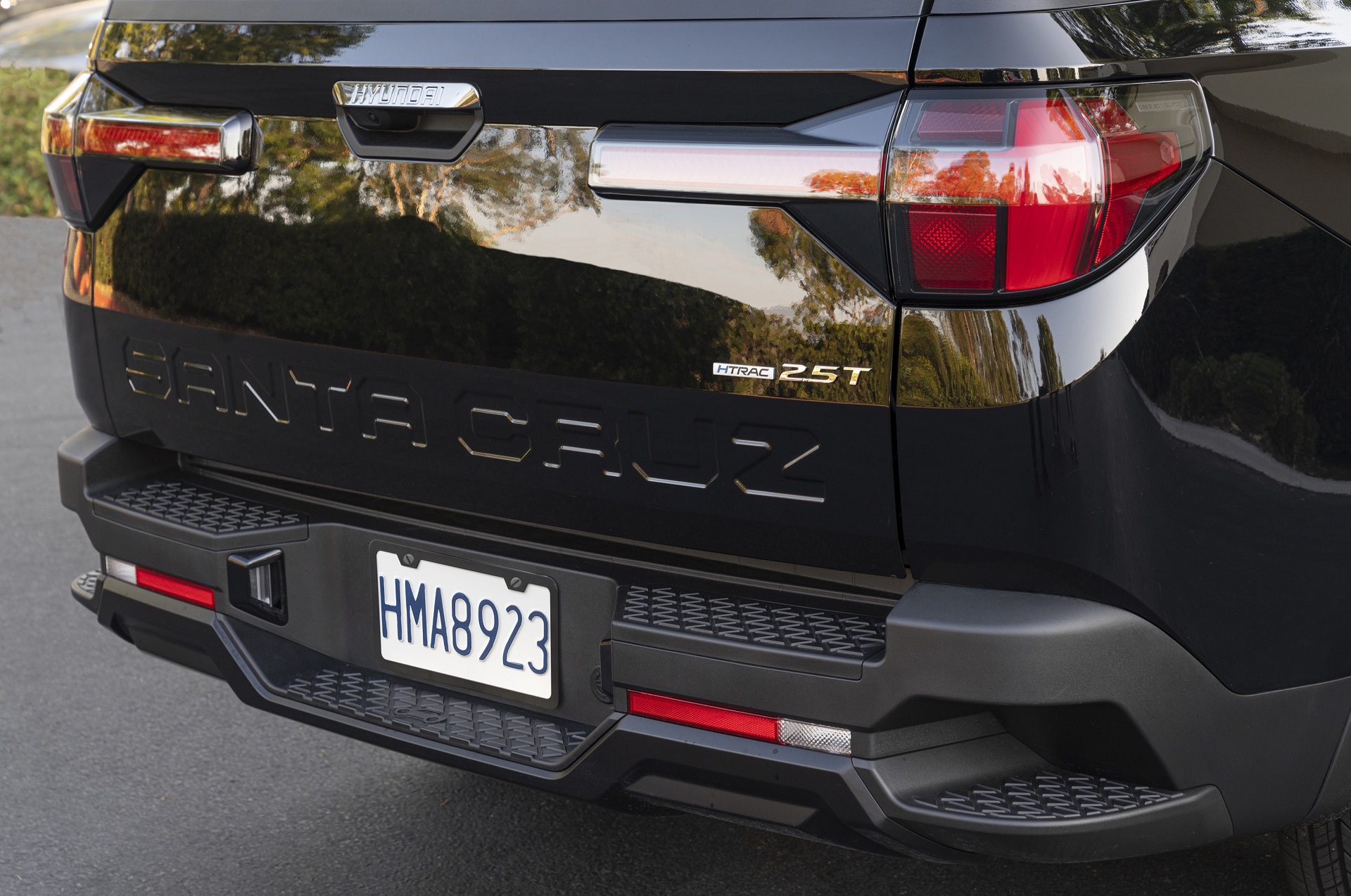 Download 2023 Hyundai Santa Cruz Night - Tail Light HD Wallpaper 1920x1274 #18